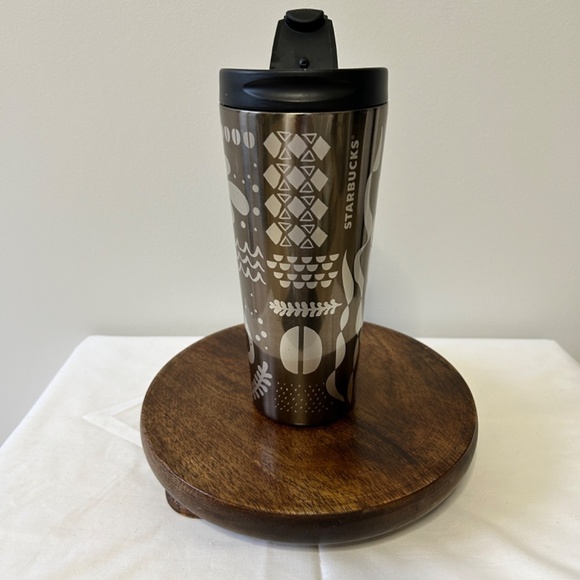 Starbucks 16.6 Oz Mermaid Coffee Insulated Travel Mug Black/Silver Bundle & Save - Picture 3 of 9